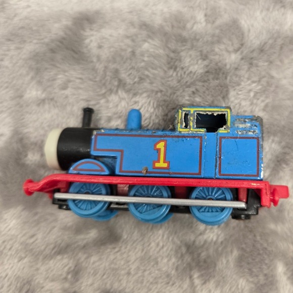 ERTL | Toys | Vintage 985 Ertl Thomas The Tank Engine Diecast Train ...